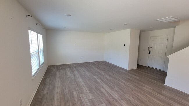 Building Photo - Beautiful Home in Youngsville for rent