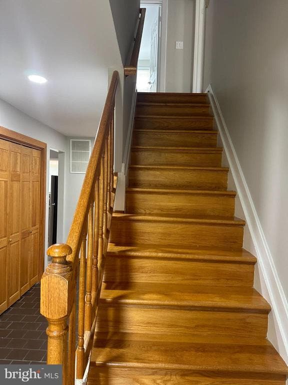 Building Photo - 6804 Santa Maria Ave