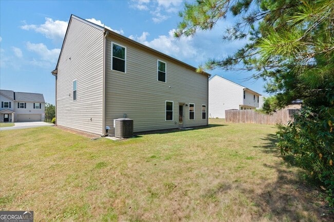 Building Photo - 191 Goodall Woods Dr