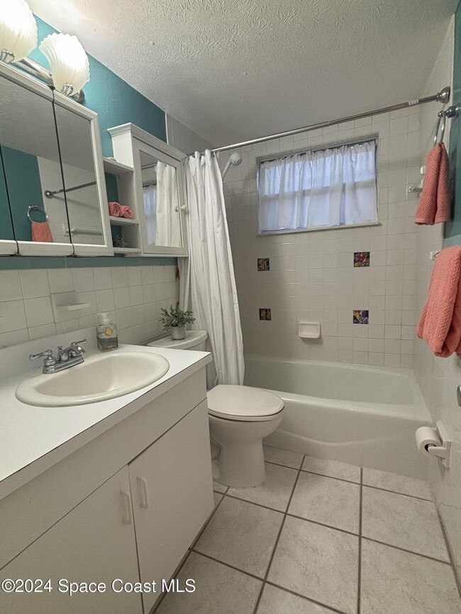 Building Photo - 419 Madison Ave