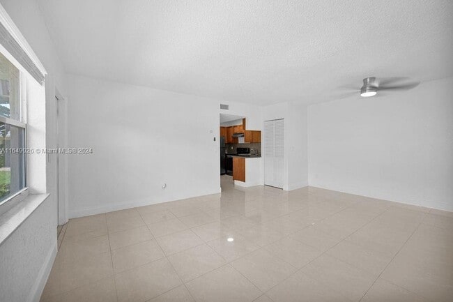 Building Photo - 6951-6957 SW 7th St