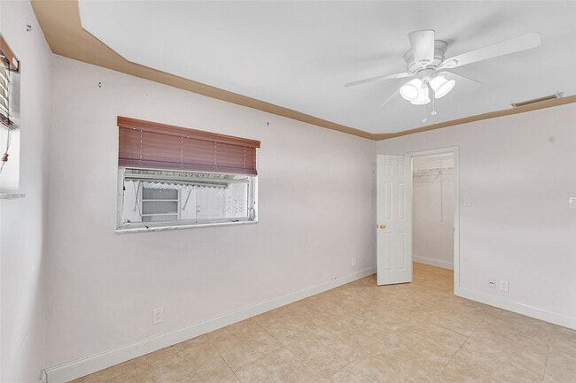 Building Photo - 7255 NW 8th Ct