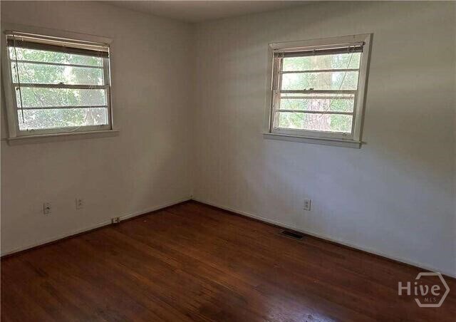 Building Photo - 150 Sherwood Dr