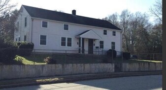 Building Photo - 17 Southridge Dr