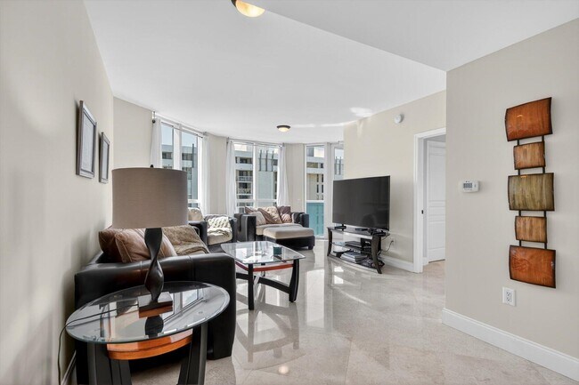 Building Photo - 801 Briny Ave