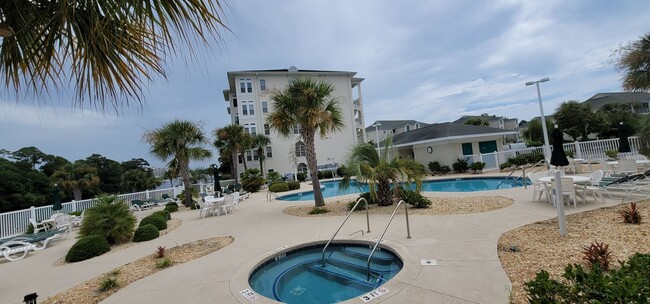 Building Photo - Briarcliffe Waterfront Villas two bedroom ...