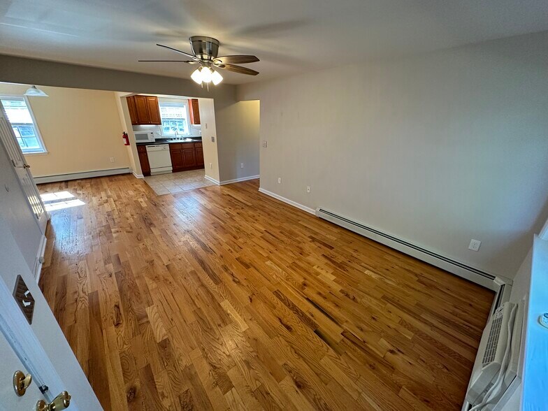 Living Room - 46 Wedgewood Dr