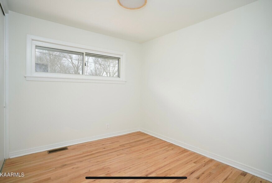 Building Photo - 4502 Glasgow Rd