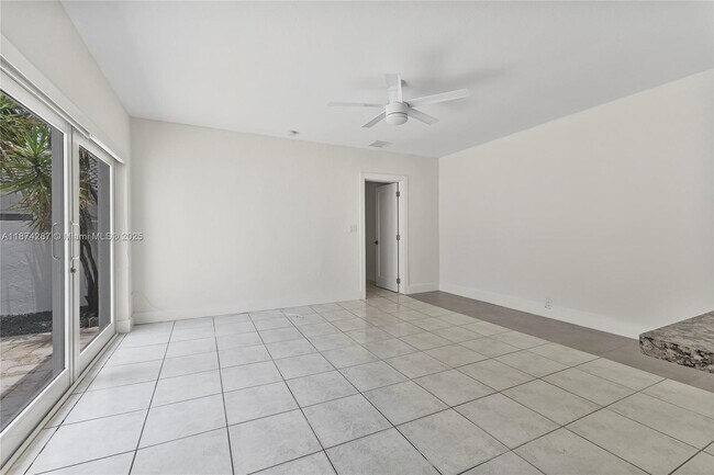Building Photo - 2356 SW 16th Ave