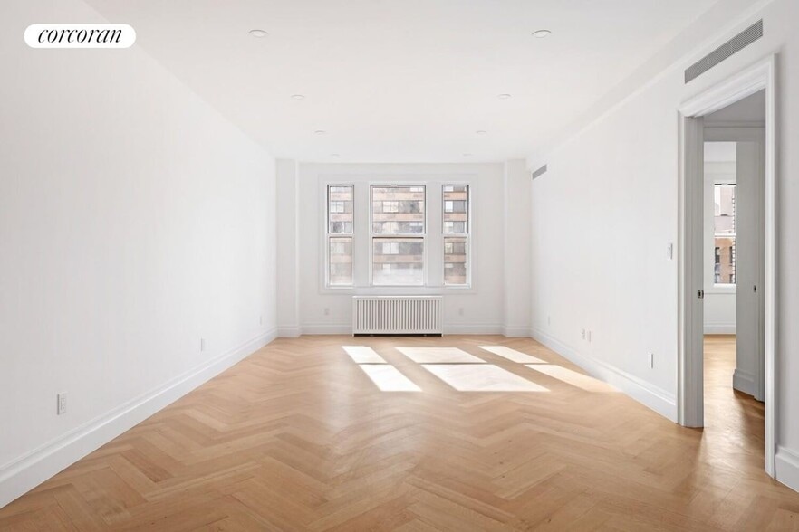 Building Photo - 241 W 97th St