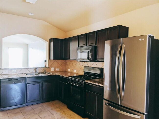Building Photo - 1802 Arborside Dr