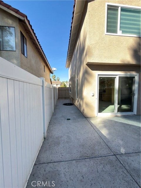 Building Photo - 25032 Sanoria St