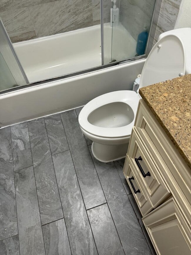 Building Photo - 2345 Fulton St