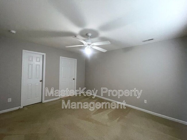 Building Photo - 1113 Chenille Dr