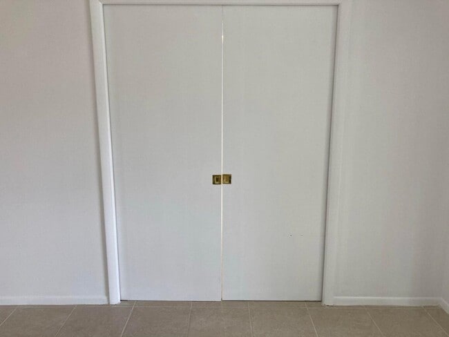 Building Photo - 13777 Via Aurora