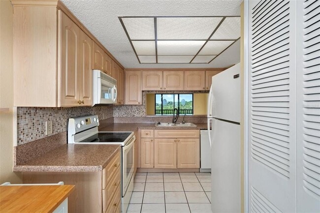 Building Photo - 8150 Brent St