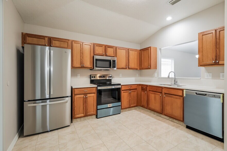 Building Photo - 3514 Pebble Stone Ct
