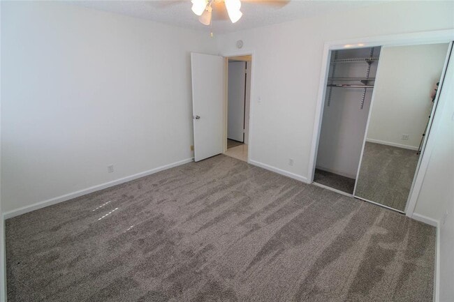 Building Photo - 11705 Cherokee St