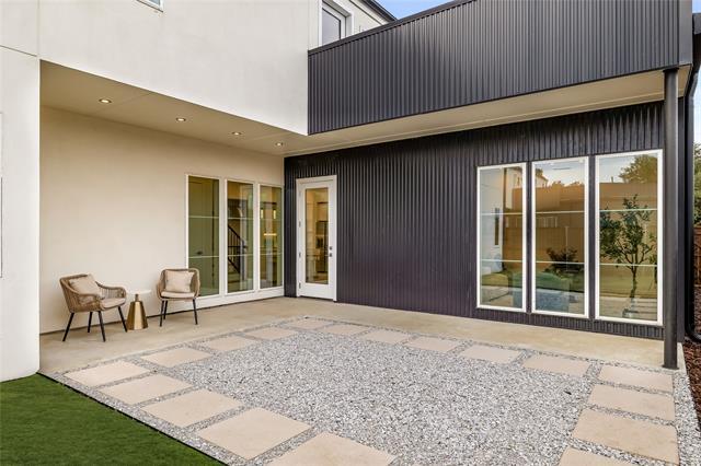 Building Photo - 828 McBroom St