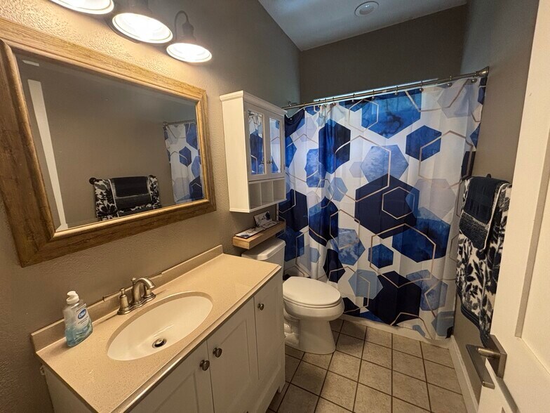 Building Photo - 5430 Whitney Ct