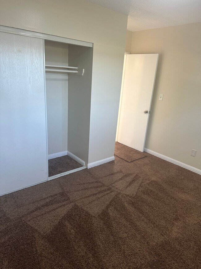 Building Photo - 3635 W 110th St