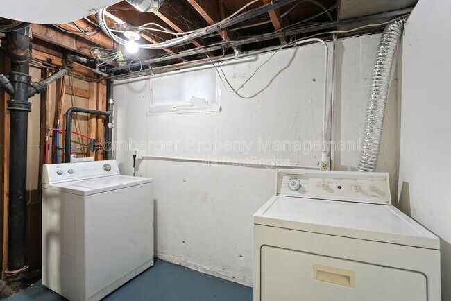 Building Photo - 503 E Joseph Ave