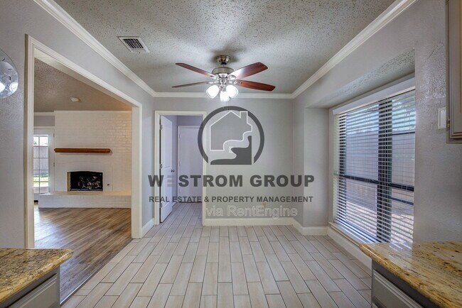 Building Photo - 1642 Belltower Dr