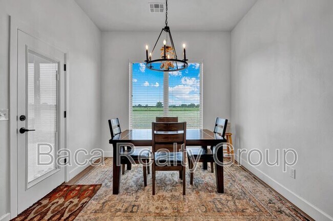 Building Photo - 24956 Norte Rd