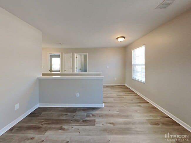 Building Photo - 2644 Jordan Ridge Dr