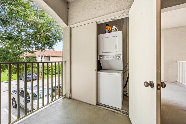 Building Photo - 9906 Perfect Dr