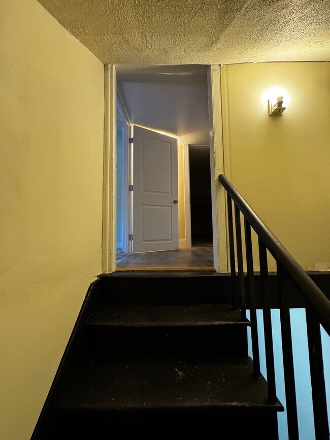 Building Photo - 41 N 10th St