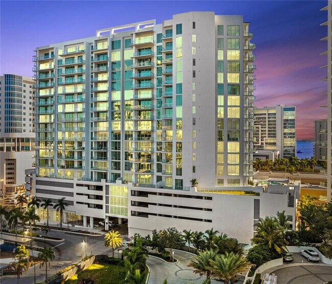 Building Photo - 301 Quay Commons Dr