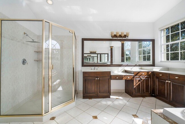 Building Photo - 9543 Barletta Winds Point