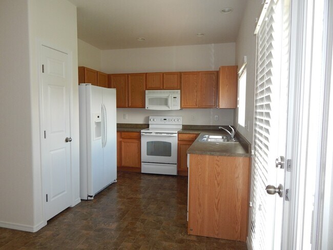 Building Photo - 7373 Little Jimmy Grove