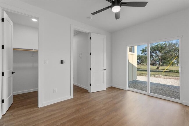 Building Photo - 539 Hackberry Rd