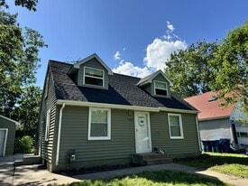 Building Photo - 7314 James Ave S