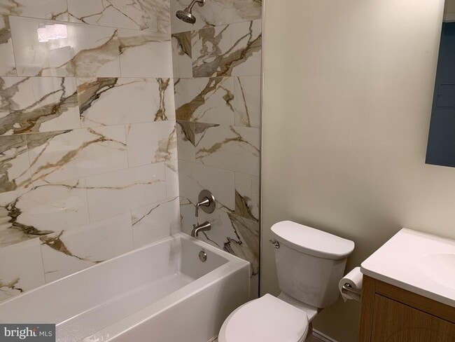 Building Photo - 44 Coral Tree Ct