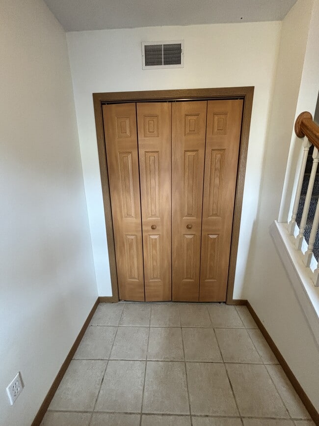 Building Photo - 864 Tremont St