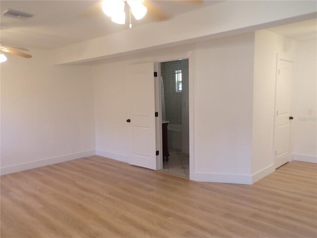 Building Photo - 179 Maria Ct