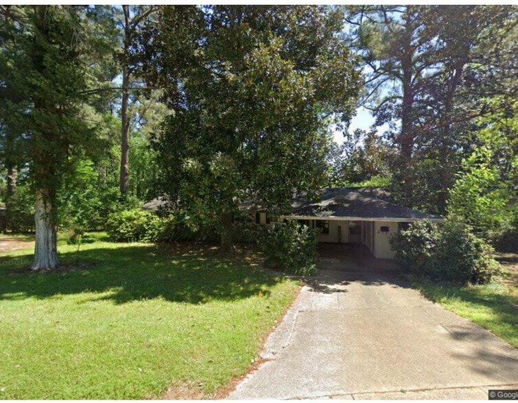 Primary Photo - 118 Messer St