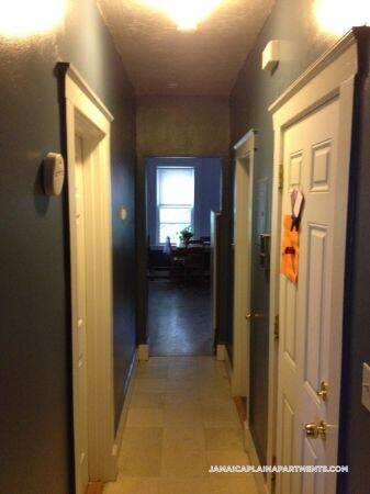 Building Photo - 36 Mozart St