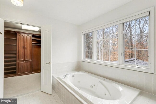 Building Photo - 13501 Casablanca Ct