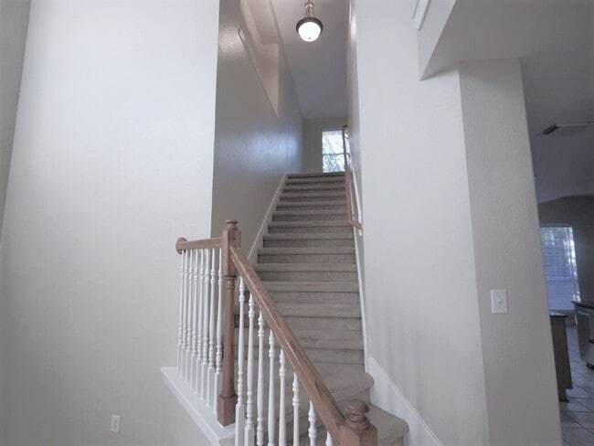 Building Photo - Desirable 4 bedroom home in BEAUTIFUL Steiner Ranch!