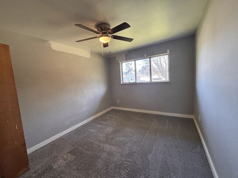 Building Photo - 4064 Agnes Ave