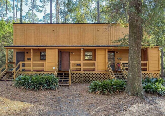 Building Photo - Spacious 1BR Retreat Near FSU & TCC – Vaulted Ceilings, BRAND NEW DECK!