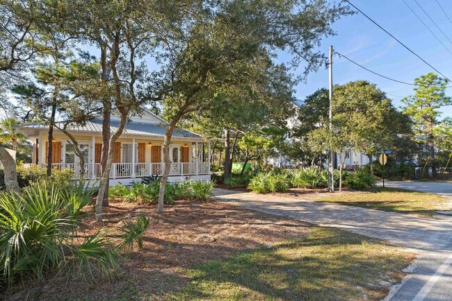 Building Photo - 269 San Juan Ave