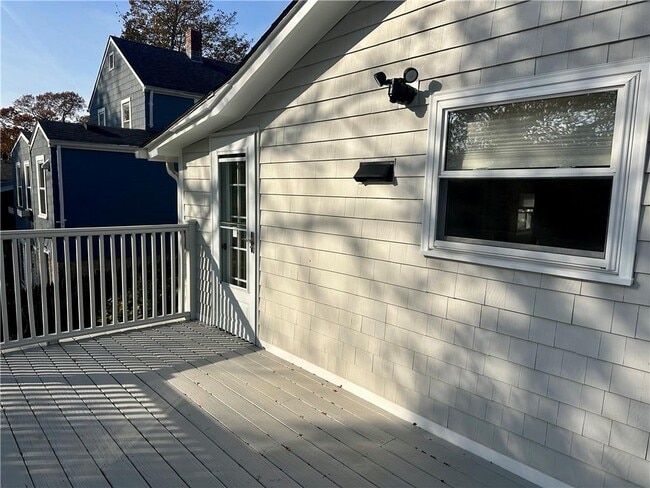 Building Photo - 54 Planet Ave