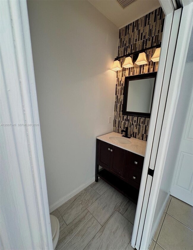 Building Photo - 2641 SW 83rd Ave