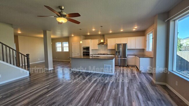 Building Photo - 9638 Vistas Park Dr