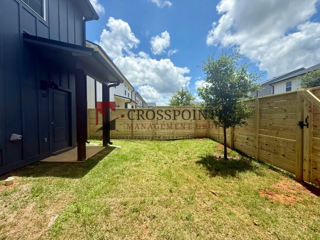 Building Photo - Sign a Lease By the End of July and Receive One Month of FREE Rent! Luxury 3 Bedroom 2.5 Bath Tow...